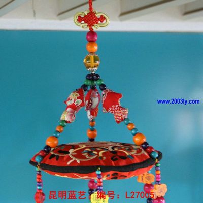 針尖上的星辰 云南民繡花繡片與流蘇風(fēng)鈴的場(chǎng)域美學(xué)